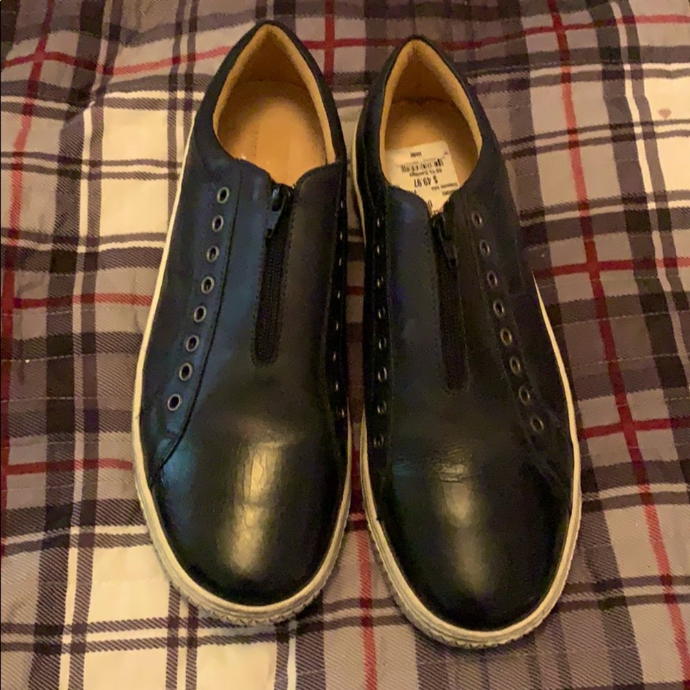 Sandro Moscoloni casual/dress shoes (new)